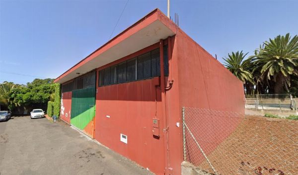 Capannone industriale a La Laguna e un magazzino ad Adeje - Tribunale Mercantile N°1 di Santa Cruz de Tenerife - 1