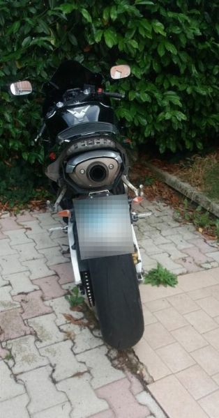 Mercedes Classe A - Motociclo Honda Cbr - Fallimentu n. 13/2019 - Tribbunali di L'aquila