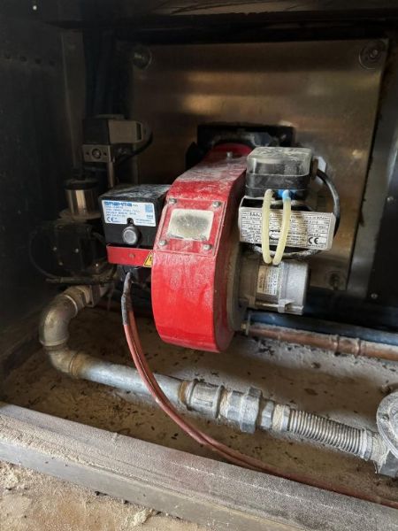Forn APM a tubi anulari 4 camere 14.5 mq - Beni Strumentali da Leasing - Intrum Italy S.p.A 