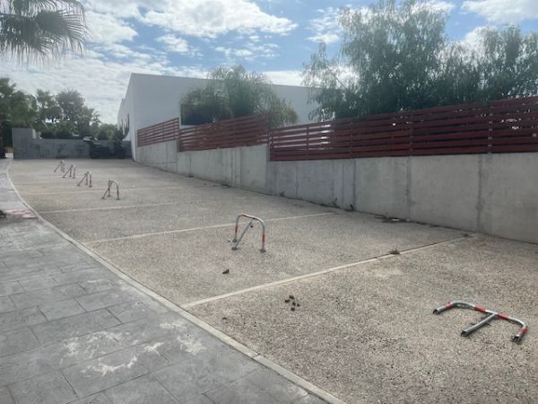Syv parkeringspladser beliggende i Tarragona - Handelsretten nr. 1 i Tarragona