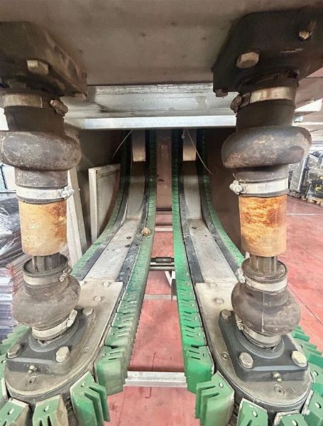 Linea movimentazione bottiglie e vasi - Beni Strumentali da Leasing - Intrum Italy S.p.A 