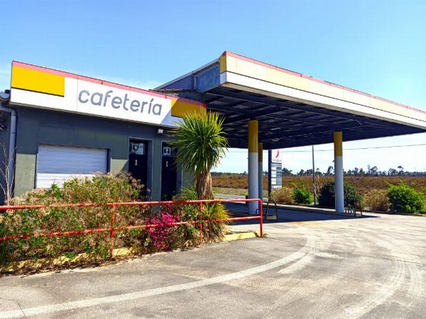 Inactive Gas Station, without pumps in A Coruña - Private Sale
