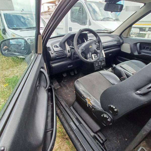 Land Rover Freelander - Instrumentele goederen van leasing - Intrum Italy S.p.A