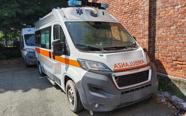 Ambulance - Dod&aacute;vka Peugeot Boxer - Soudn&iacute; likvidace č. 353/2024 - Soud v Tur&iacute;ně - Prodej 5