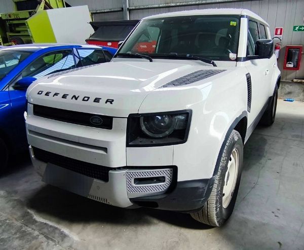 Auto e Autocarri - Land Rover Defender e Mercedes SLC - IVECO S-Way e Renault Master - beni strumentali provenienti da leasing 