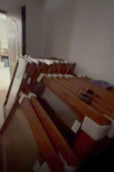 Mobles d'oficina, tancaments i finestres - Liquidació Judicial núm. 51/2023 - Tribunal de Nàpols Nord