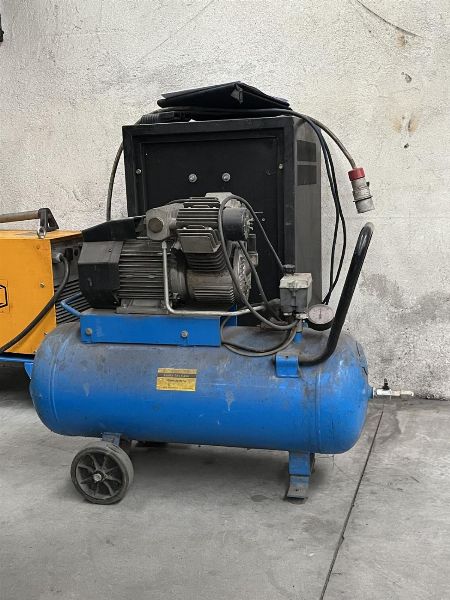 Braccio di aspirazione - Paranco e attrezzature da lavoro - Liquidazione Giudiziale n. 7/2025 - Tribunale di Vicenza - Vendita 2