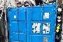 Container blu co' attrezzature varie 1