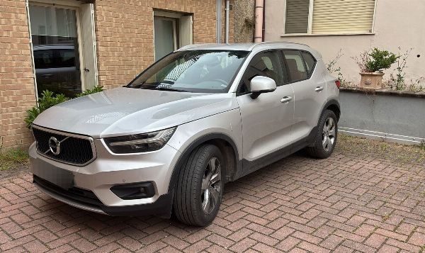 Volvo XC40 - Shitje private