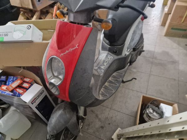 iPhone, iPad и Macbook - Опрема за чамци и скутери Peugeot 50 - Судска ликвидација 36/2024 - Суд во Сиракуза - Продажба 2