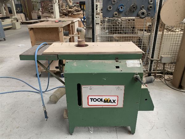 Attrezzature e Macchinari da Laboratorio di Falegnameria e Pittura Industriale - Tribunale del Commercio N°2 di A Coruña