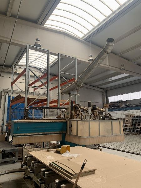 Equipaggi e Macchinari de Laboratoriu de Falegnameria e Pittura Industriale - Tribunale de lo Mercantile N&deg;2 de A Coru&ntilde;a
