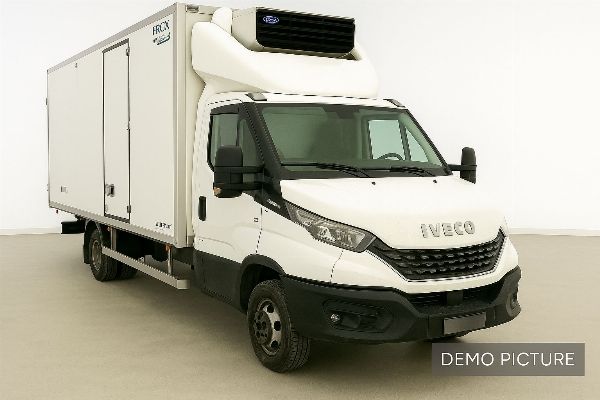 Furgone isotermico IVECO e trattore stradale Scania - beni strumentali provenienti da leasing