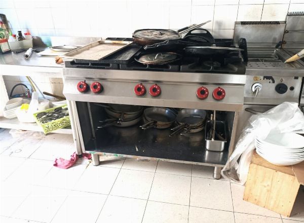 Опрема и алатки за угостителство - Судска ликвидација 9/2025 - Судот во Трапани