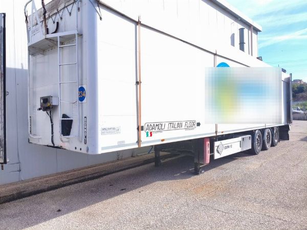 Trattori Stradali e Semirimorchi - Beni Strumentali da Leasing - Intrum Italy S.p.A  