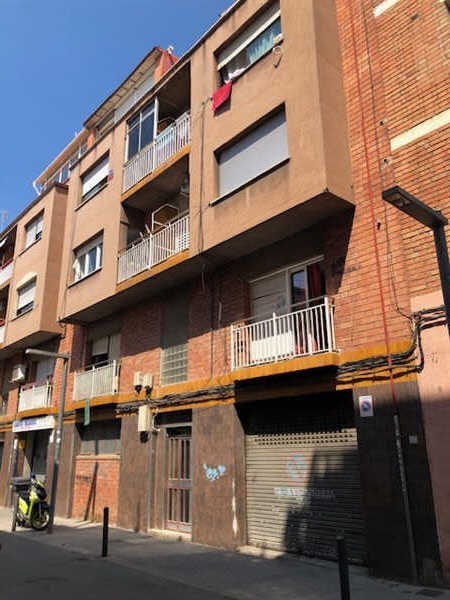 50% share of a property located in Badalona - Commercial Court No. 10 of Barcelona