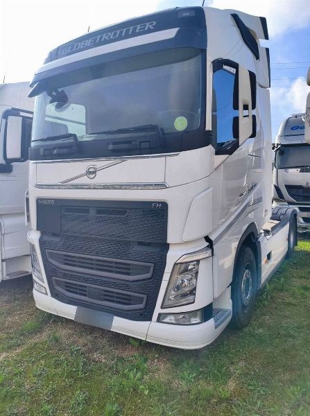 Trattore stradale Volvo, Citroen Jumpy e Semirimorchi Krone - beni strumentali provenienti da leasing 