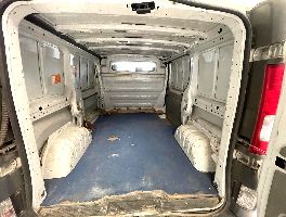 Opel Vivaro - Sprężarka, wózek paletowy i wózki