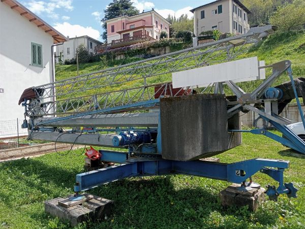 Минипала New Holland L150 - Автономен кран Benazzato 197 S - Частна продажба