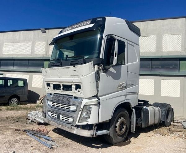 Trattore Stradale Volvo FH500 - Beni Strumentali da Leasing - Intrum Italy S.p.A