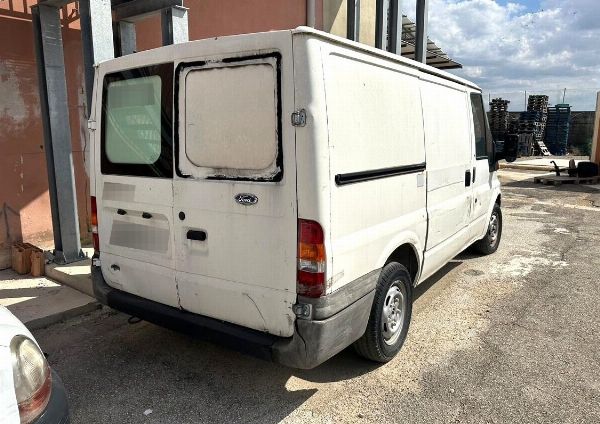 Furgone isotermico Ford Wag - Furgone Renault Kangoo - Liquidazione Giudiziale n. 104/2025 - Tribunale di Bari
