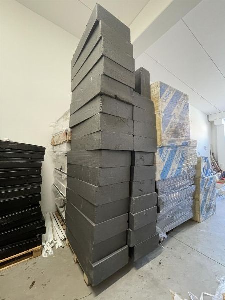 Okna Velux i panele izolacyjne &ndash; Likwidacja sądowa 15/2025 &ndash; Sąd w Trydencie &ndash; Sprzedaż 4