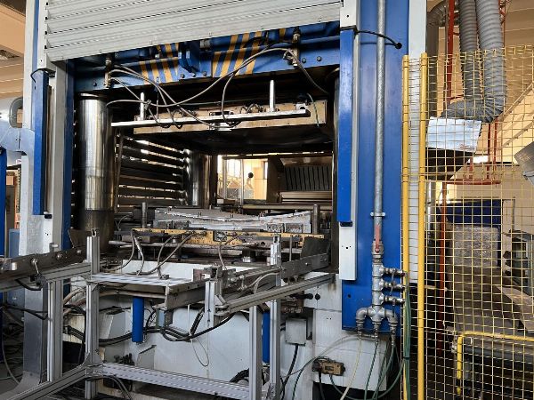 Машини за производство на панели от SMC - Частна продажба - Продажба 2