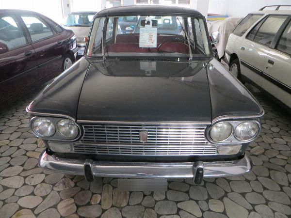 Vintage vehicles - Lifting bridges and office furniture - Judicial Liquidation n.45/2025 - Court of Bari - Sale 2
