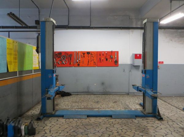 Ponti sollevatori e arredi ufficio - Liquidazione Giudiziale n.45/2025 - Tribunale di Bari - Vendita 3