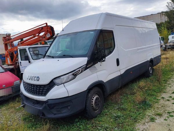Furgone IVECO 35S16 - beni strumentali provenienti da leasing - Vendita 8