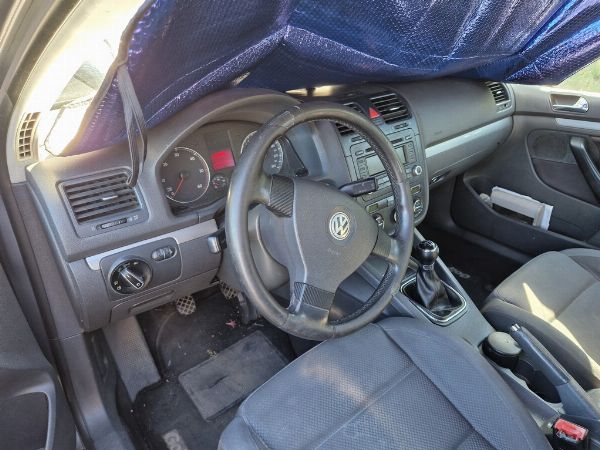 Volkswagen Golf - Liquidazione Controllata 8/2025 - Tribunale di Catania - Vendita 4