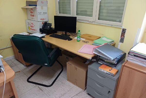 Bulegoko altzariak eta ekipamendua - Likidazio Judiziala zk. 4/2025 - L'Aquilako Auzitegia - 3. salmenta