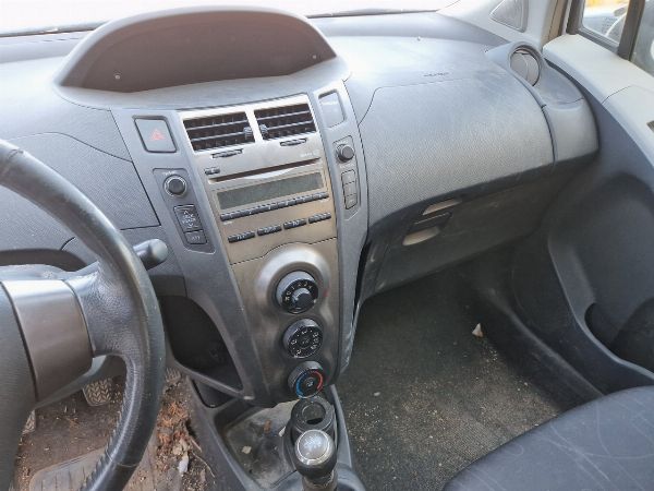 Toyota Yaris - Liquidazzió Giudizziàle n. 37/2023 - Tribbunàle de Siracusa - Vendita 4