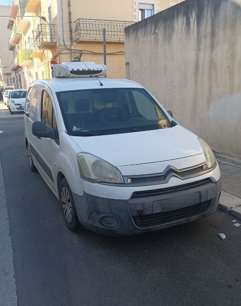 Furg&oacute;n isot&eacute;rmico Citro&euml;n Berlingo - Liquidaci&oacute;n Judicial 17/2025 - Tribunal de Trapani - Venta 2