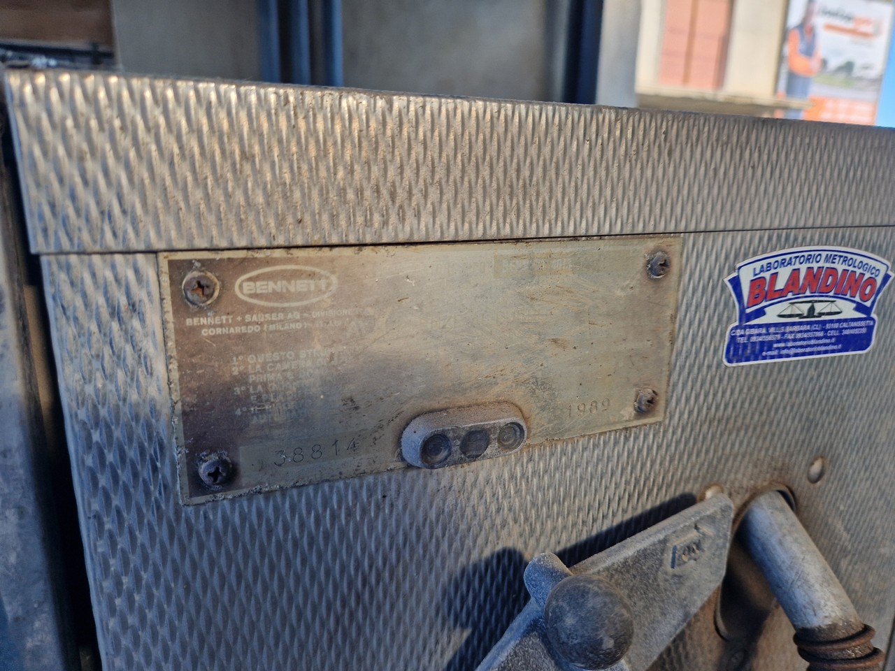 Cessione d'azienda attività di commercio all'ingrosso di carburante a Rosolini (SR)