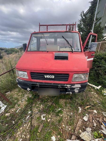 Furgone IVECO e attrezzature da cantiere - Liquidazione Giudiziale 60/2025 - Tribunale di Palermo - Vendita 3