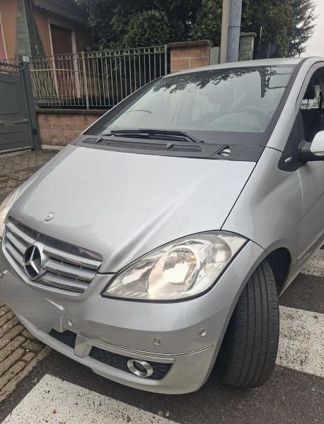 Mercedes A180 - Nadzorovana likvidacija št. 65/2023 - Sodišče v Milanu - Prodaja 3