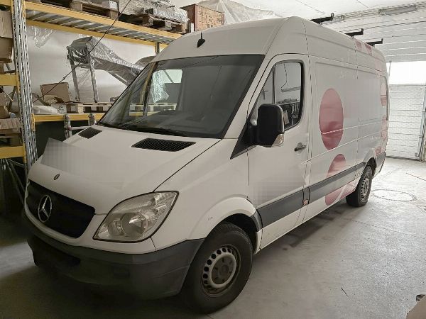 Mercedes Sprinter - Shelving and sports equipment - Judicial Liquidation 33/2025 - Court of Bolzano - Sale 3