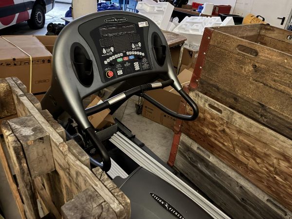 Mercedes Sprinter - Shelving and sports equipment - Judicial Liquidation 33/2025 - Court of Bolzano - Sale 3