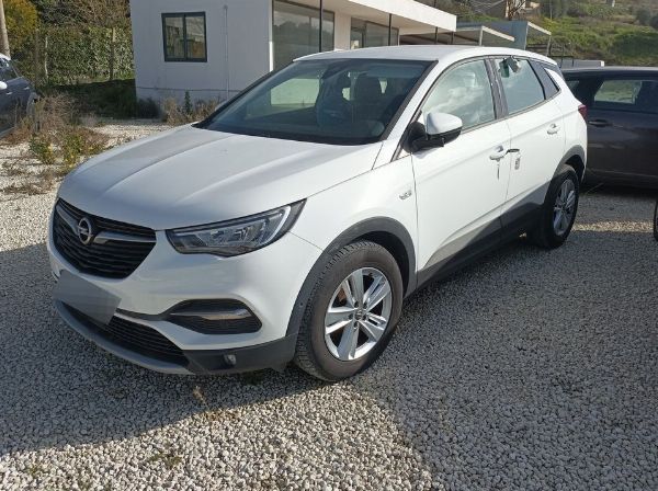 Autos – Volkswagen, Opel, Land Rover – FIAT, Ford, Toyota, Renault und Mini – Strafverfahren Nr. 2956/2024 R.G.N.R. – Verkauf 2