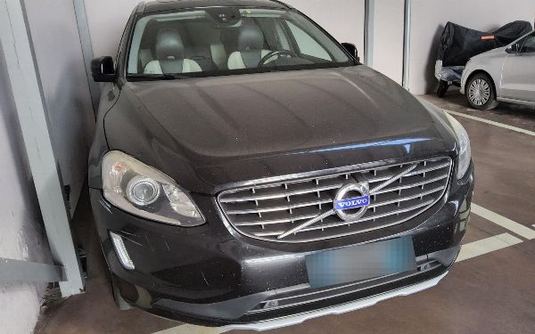 FIlati, abiti e macchine da cucire - Volvo C60 - Liquidazione Giudiziale n. 42/2025 - Tribunale di Asti - Vendita 2