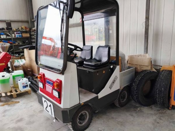 Carrelli Elevatori e Trattore elettrico - beni strumentali provenienti da leasing - Vendita 8