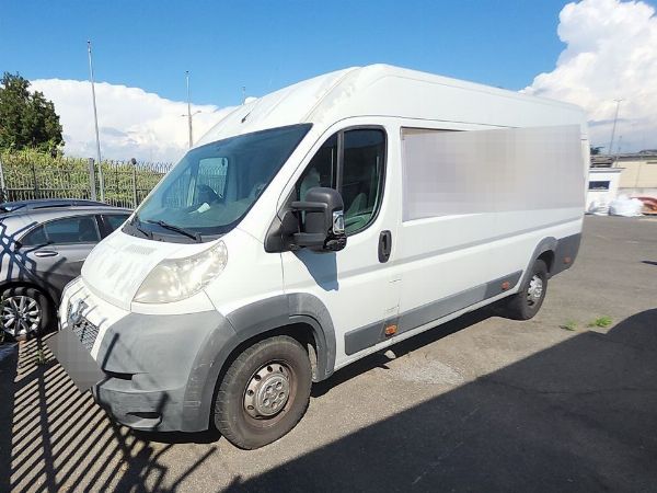 Furgon Peugeot Boxer - Saldatore, mobilje dhe pajisje t&euml; ndryshme - Falimentimi nr. 13/2022 - Gjykata e Rietit - Shitja 2