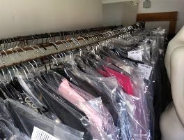 Capi d'abbigliamento vario, - Arredi negozio