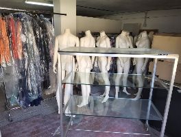 Capi d'abbigliamento vario, - Arredi negozio