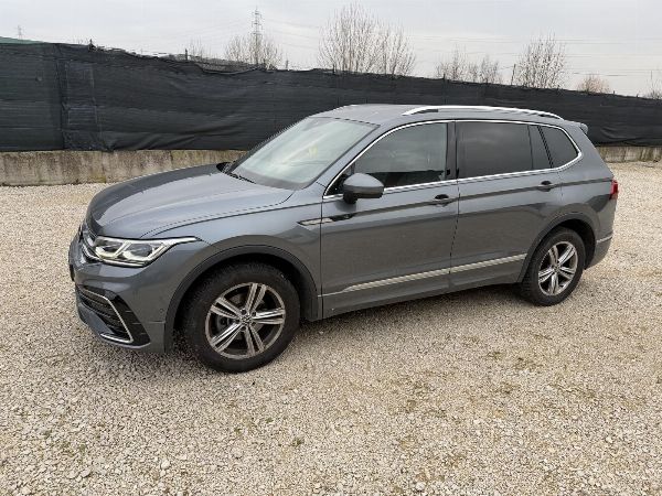 Volkswagen Tiguan a0 - Machines pour maroquinerie - Stock de cuir et simili cuir - Liquidation judiciaire 149/2025 - Tribunal de V&eacute;rone - Vente 2