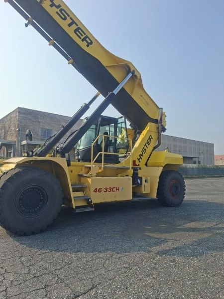 Carrello elevatore porta container, - Semirimorchio e Spazzatrice stradale - Liquidazione Giudiziale n. 132/2026 - Tribunale di Milano - Vendita 3