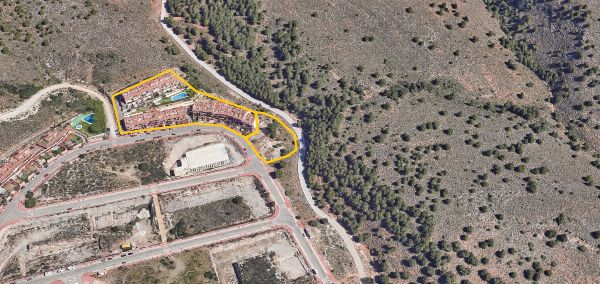 Três Lugares de Estacionamento e um terreno em Benalmádena - Tribunal do Comércio de Málaga Nº 1