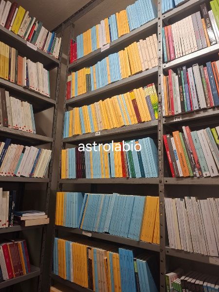 Stock de libros, ensayos y CD-ROM - Moto Honda Forza - Liquidación Judicial n.º 806/2025 - Tribunal de Milán - Venta 2