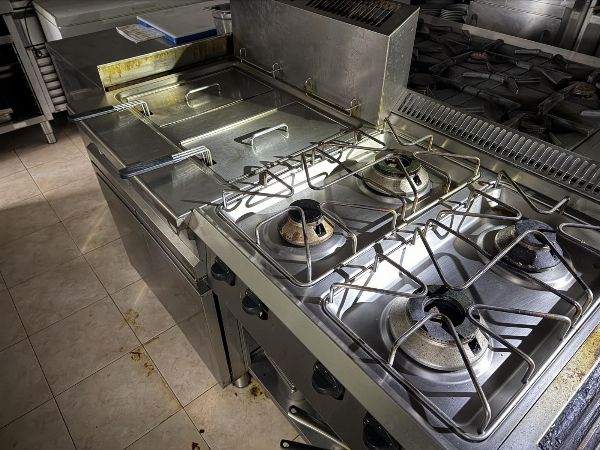 Mobili y equipos para la restauraci&oacute;n - Liquidaci&oacute;n Judicial 15/2026 - Tribunal de Verona